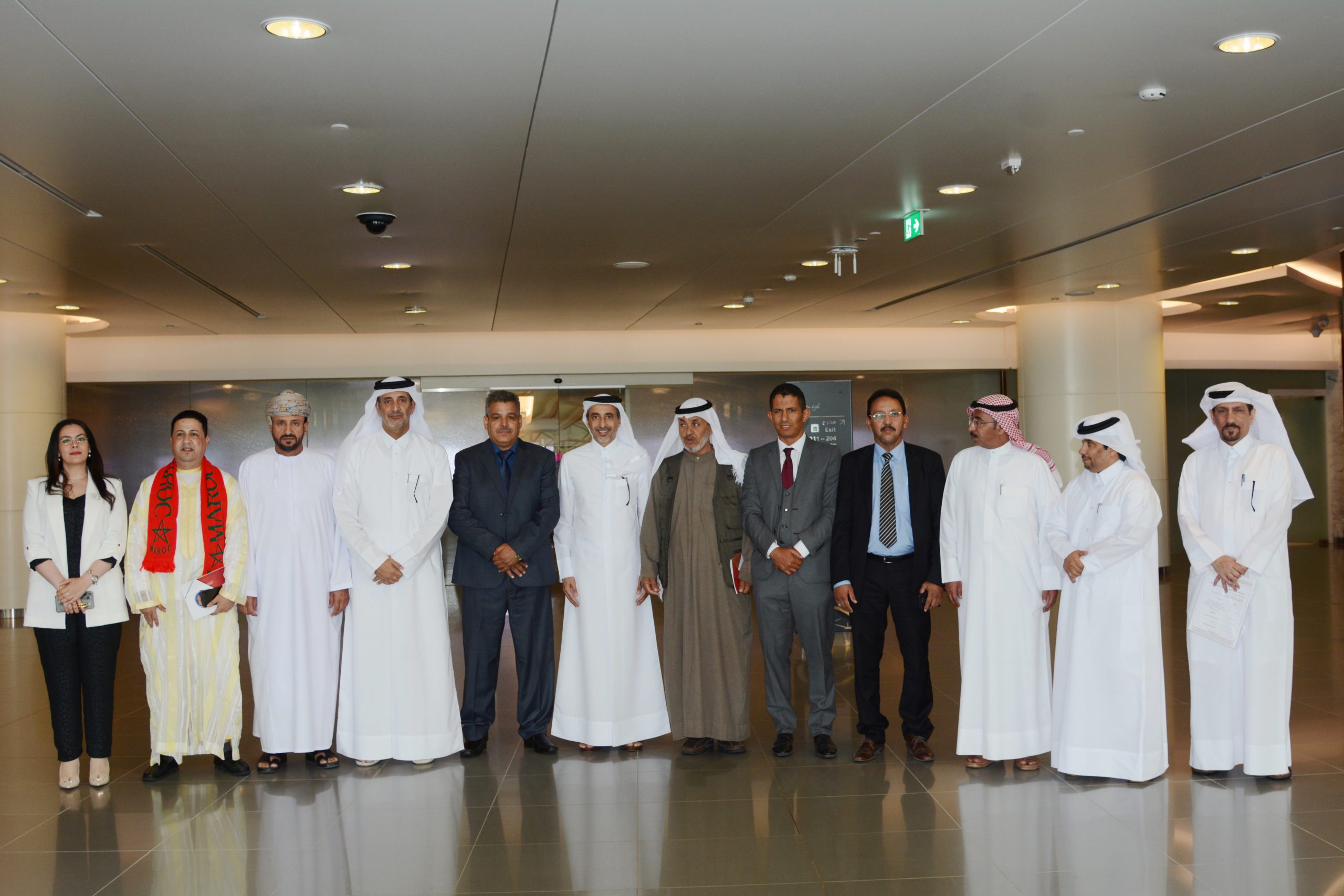 وزير الرياضة يلتقي اللجنة التنفيذية للاتحاد العربي للهجن ويشيد بجهودهم في النهوض برياضة الآباء والأجداد