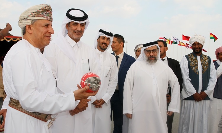 عبدالله الكواري: الجميع مستمتع بفعاليات مهرجان الهجن وكأس العالم
